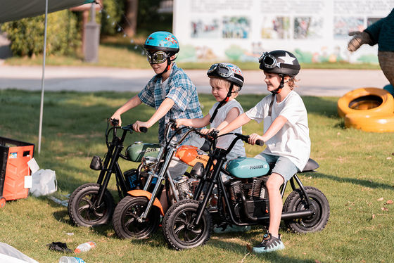 Mini moto elettrica per bambini Ragazzi e ragazze 113.9*53.5*72.3cm Dimensioni del veicolo