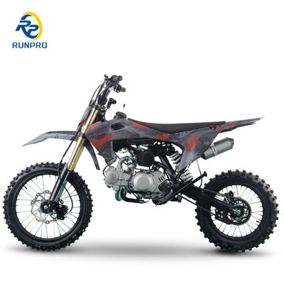 Motociclette di plastica off-road camuffate con motore da 125cc-190cc e pneumatici da 17/14 ruote
