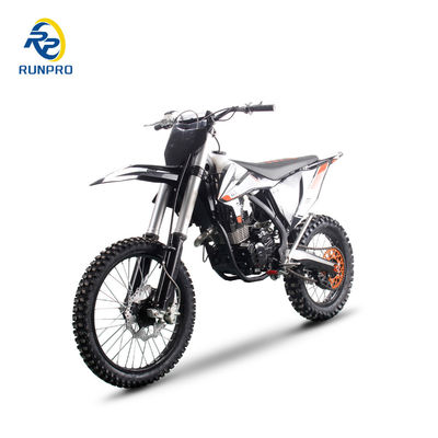 Preparati a dominare la competizione con la Pit Bike da 300cc di Runpro Racing